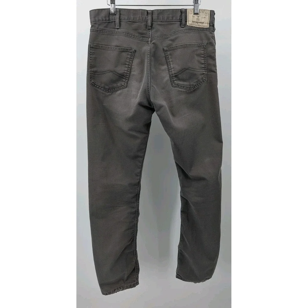 Patagonia Iron Clad Straight Stretch Gray Jeans Men's 32x32 Heavily Distressed